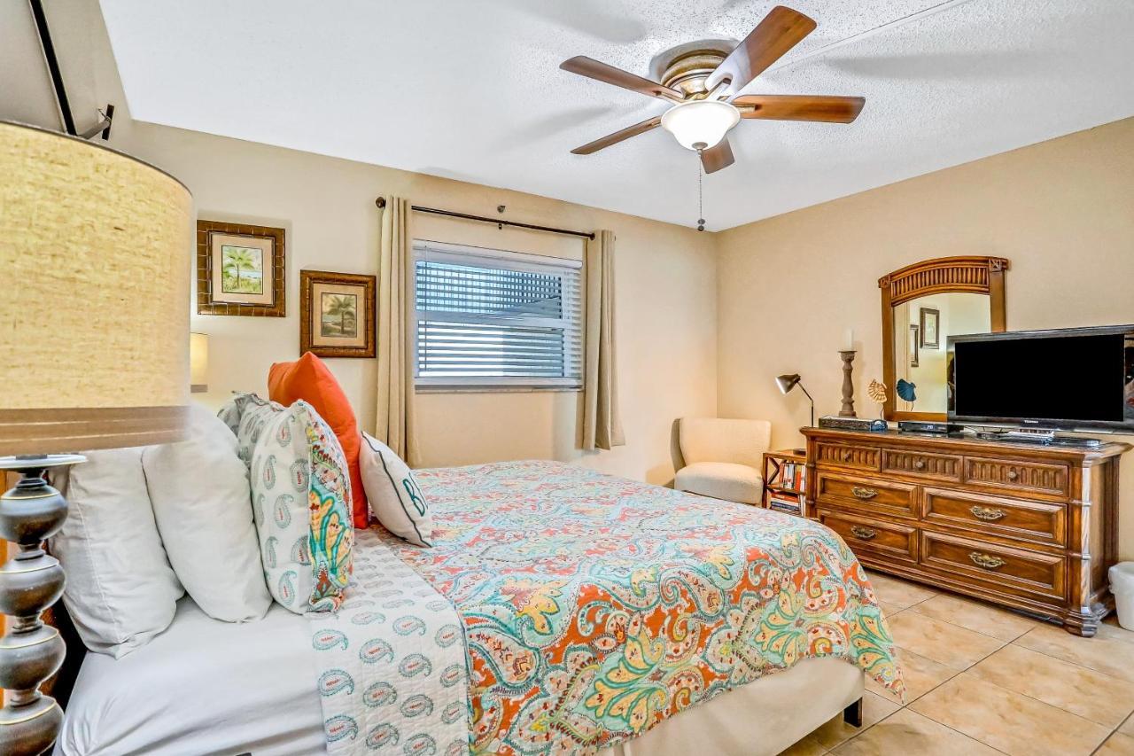 Holiday Villas III 402 Clearwater Beach Eksteriør bilde